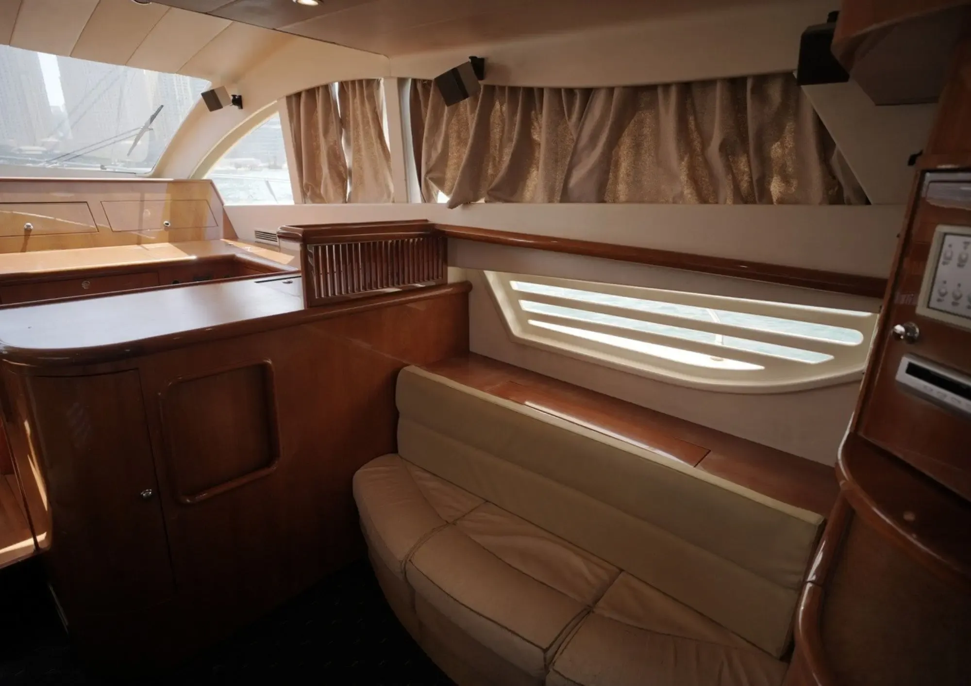 Gulf Craft 55 55ft yacht rental Dubai gallery image 7