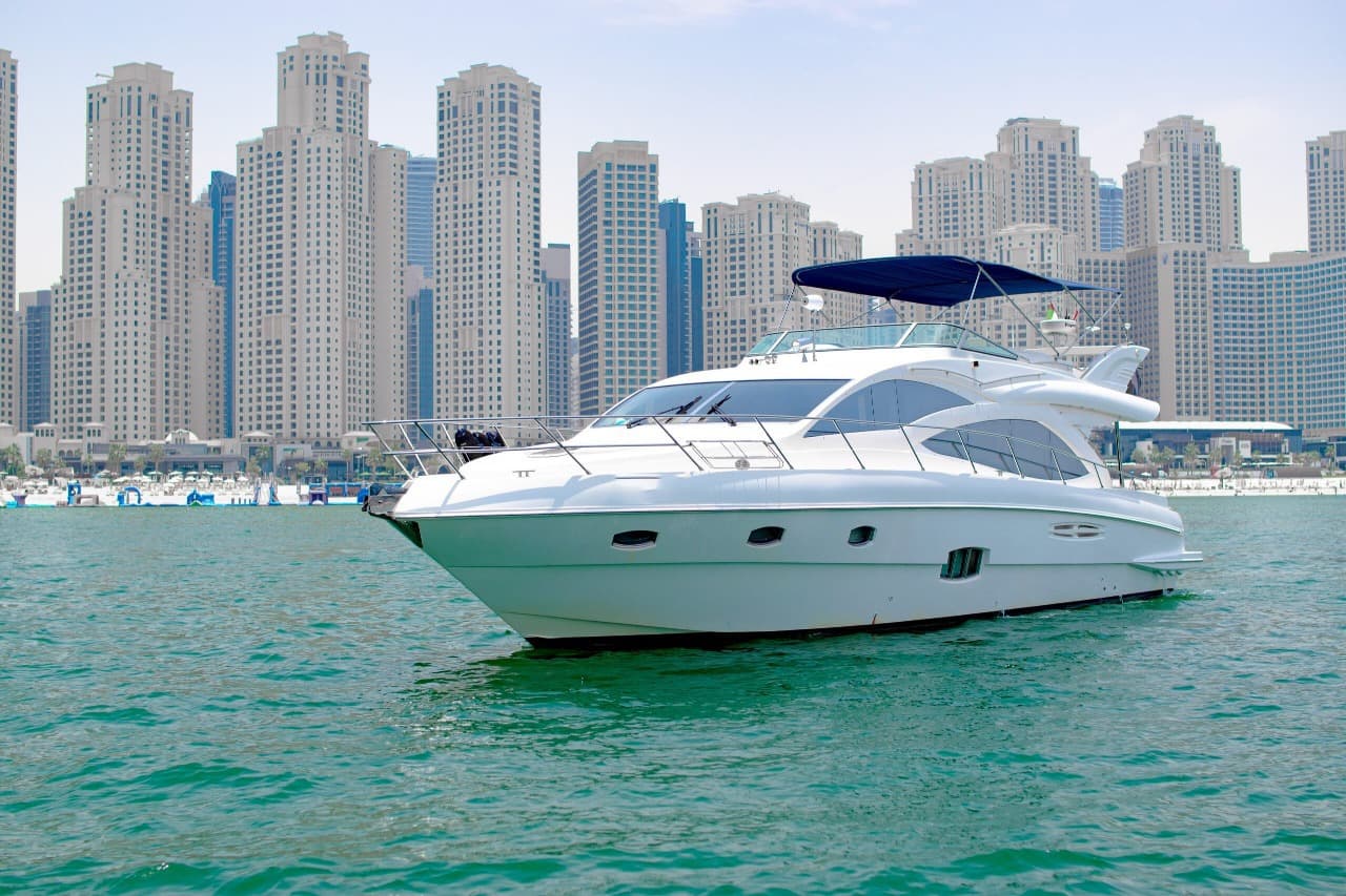 Majesty 66 II 66ft yacht rental in Dubai